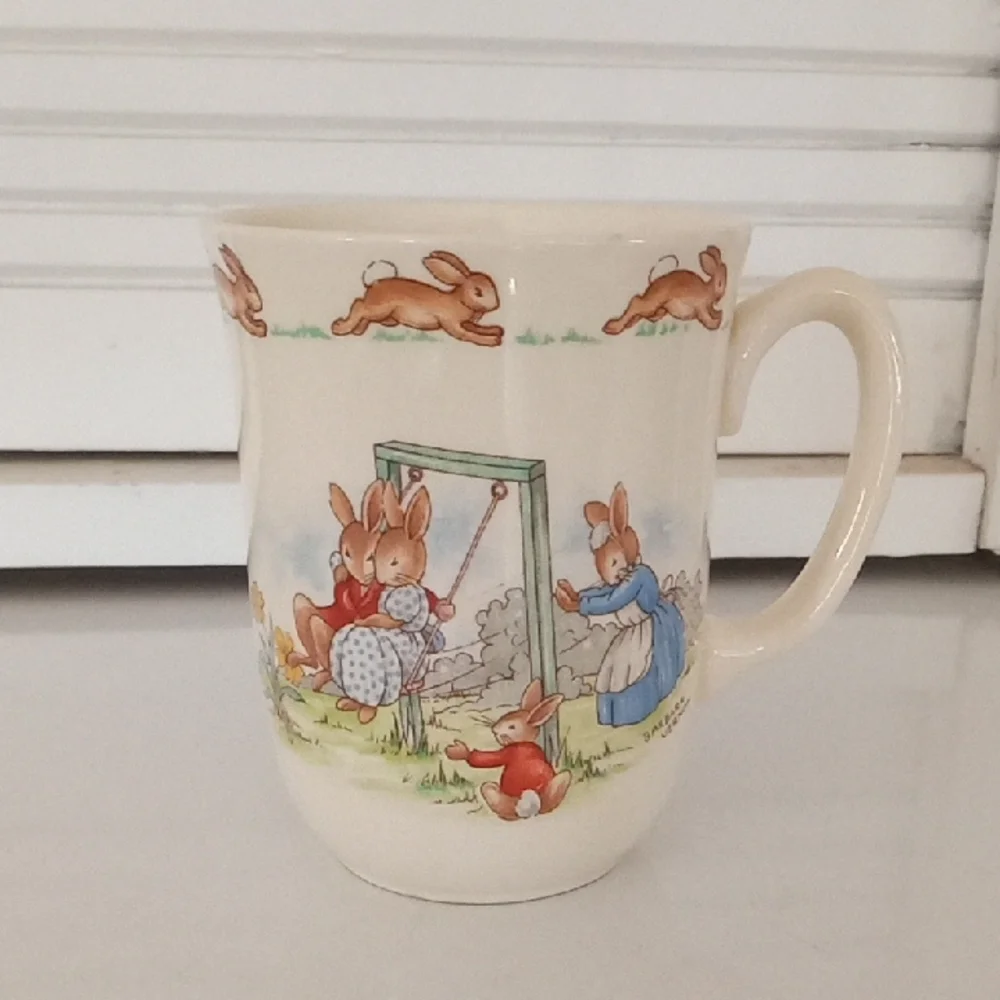 Royal Doulton Bunnykins Barbara Vernon Bone China Cup